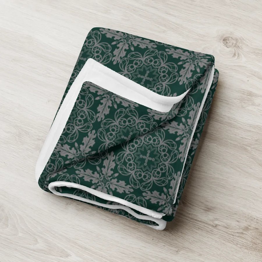 Oak Leaf Damask Throw Blanket product image (18)