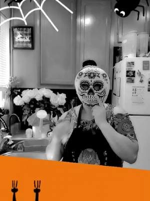 ​Post-Halloween: LIVE, Lunes 3 PM. ¡Cero Estrés!🎃 ​El plan perfecto para arrancar la semana y deshacerse de cualquier resaca de dulces (y del estrés). ​🗓️ Volvemos al LIVE de Lunes a Viernes a las 3:00 PM. ​Pasa un buen rato, relájate y cocina fácil conmigo. ¡Te espero! 👻 ​👇 Toca seguir para no perderte el des-estrés culinario. #PostHalloween #CocinaEnVivo #LiveDeCocina #AntiEstrés #RecetasFáciles     