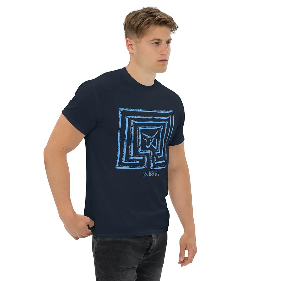 Minotaur in Knossos Labyrinth Cretan Art from 3th Century BC, Navy and White T-Shirt product image (3)