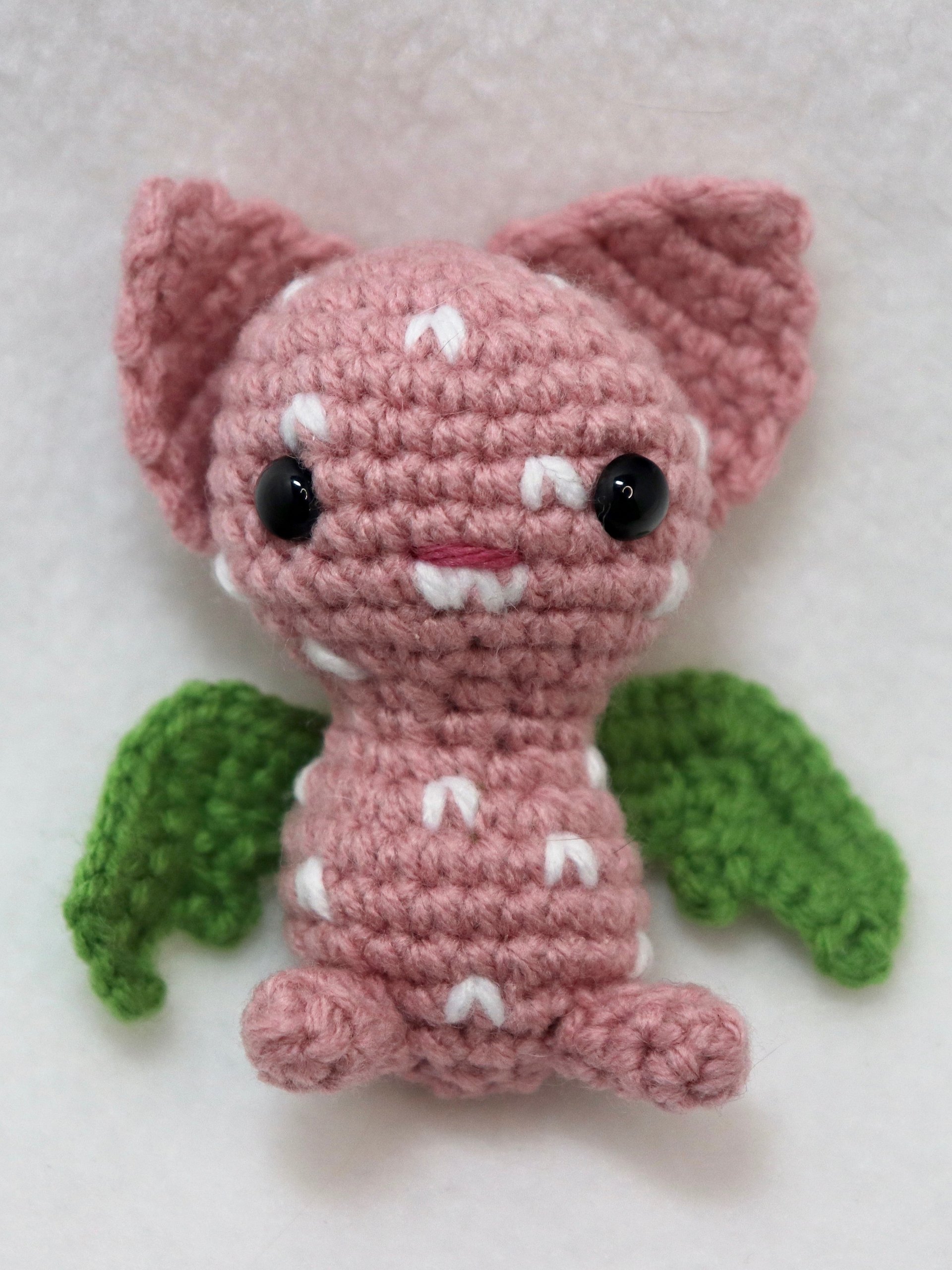 Straw-batty product image (1)