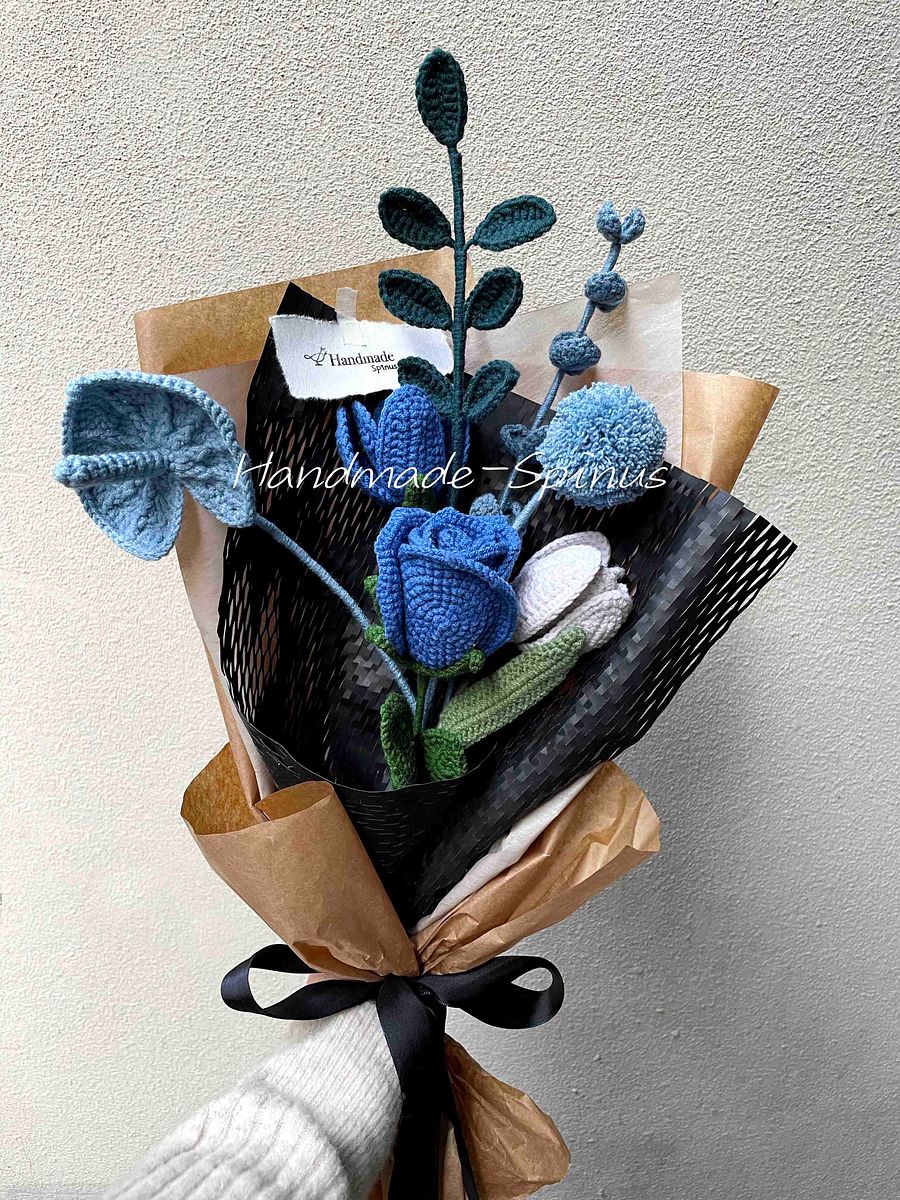 Greyblue Palm Crochet Knit Bouquet product image (3)