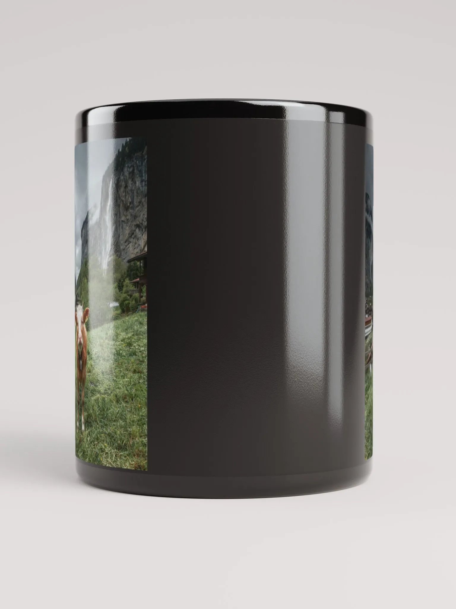 Cow in Lauterbrunnen product image (5)