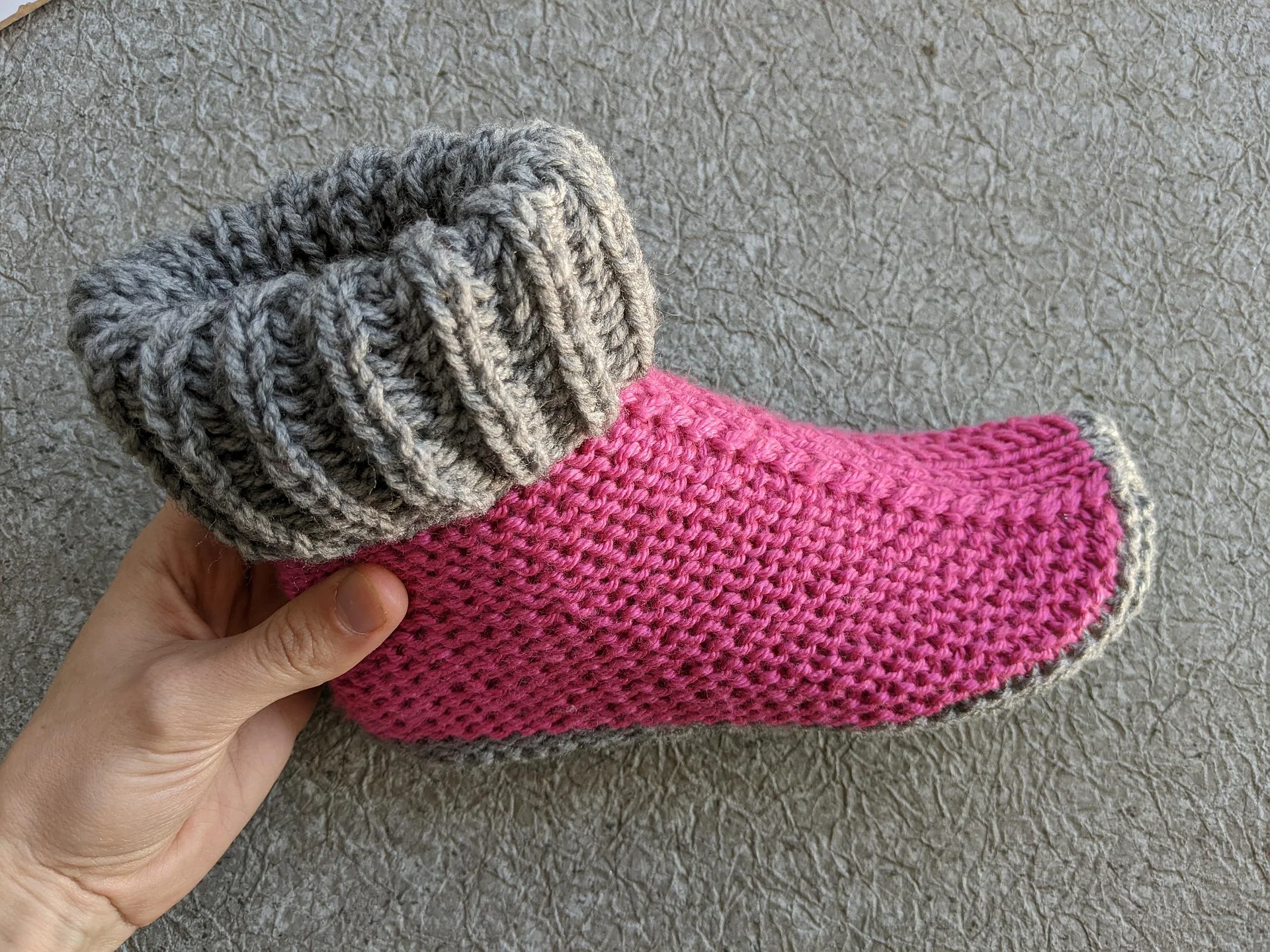 Flat Knit Slipper Socks with Folded Cuff Pattern product image (9)