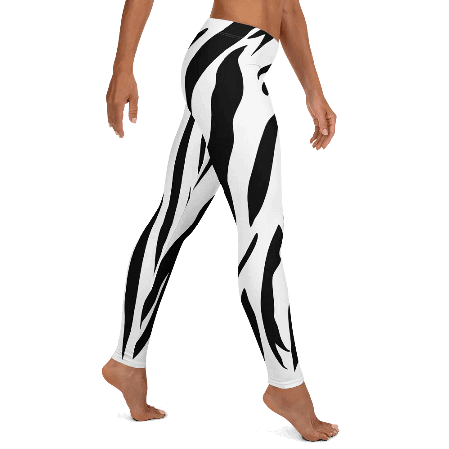 Tiger Print Leggings – Bold, Stylish & Comfortably Versatile product image (11)