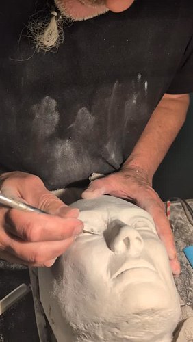 #adrianbuckmaster #plastersculpture #sculptureartist #sculpture #sculpturelovers