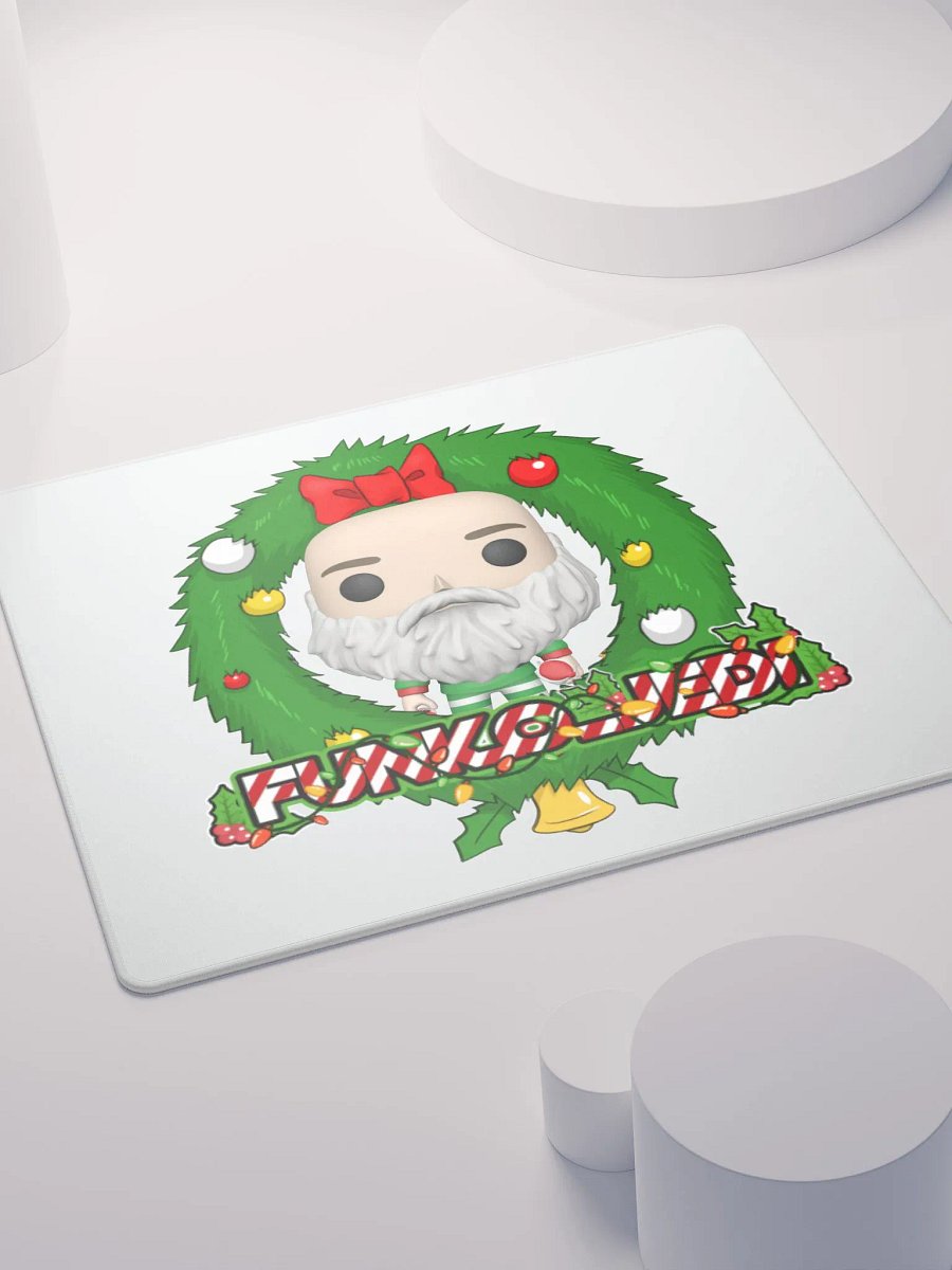 Its the mouse pad product image (4)