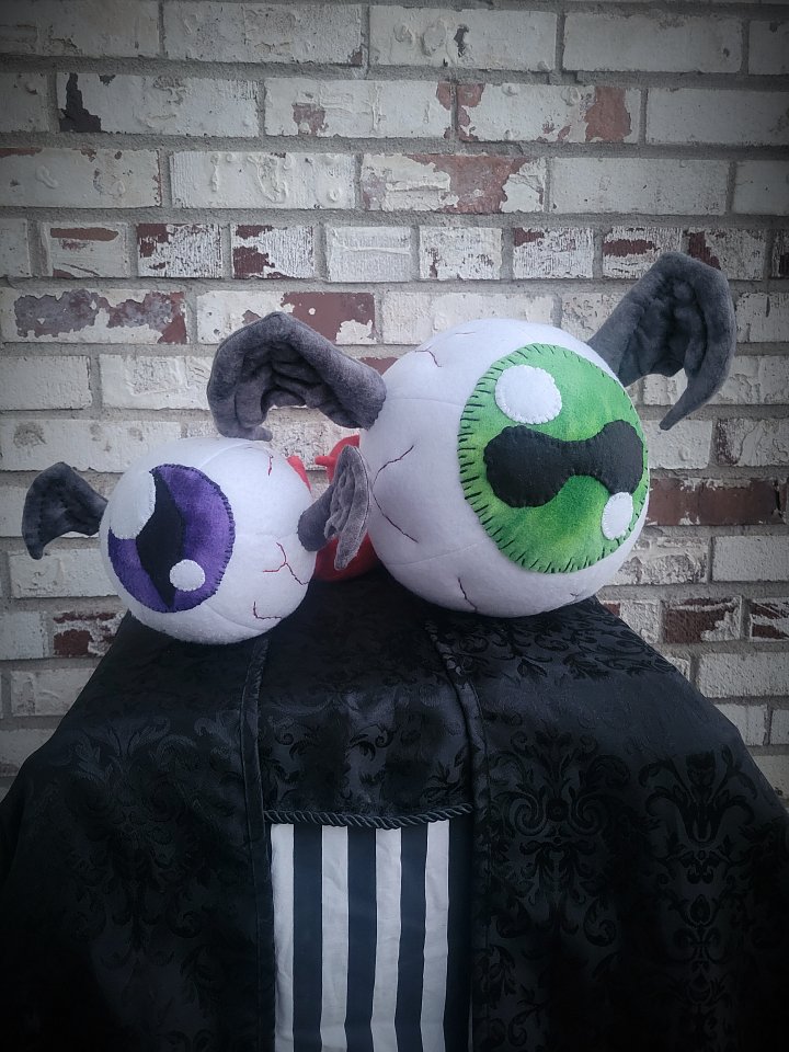 Eyebat Plush product image (1)