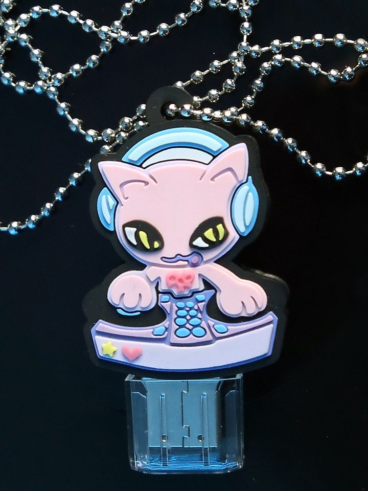 DJ Kitty USB product image (1)