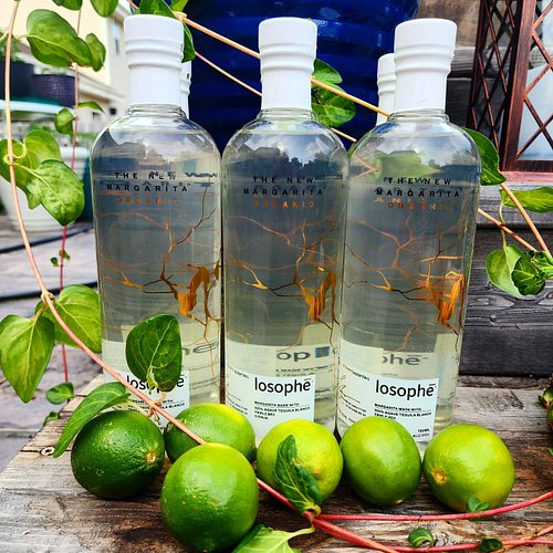Oh nOoOo not more margaritas! Found my drink for the summer! 🍋‍🟩🍸

@losophe @aishatyler #cheers
