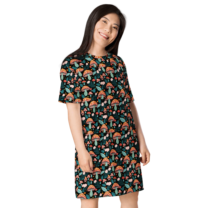 Mushroom Art Print Woman's Oversized T-shirt | Fungi Cuteness product image (1)