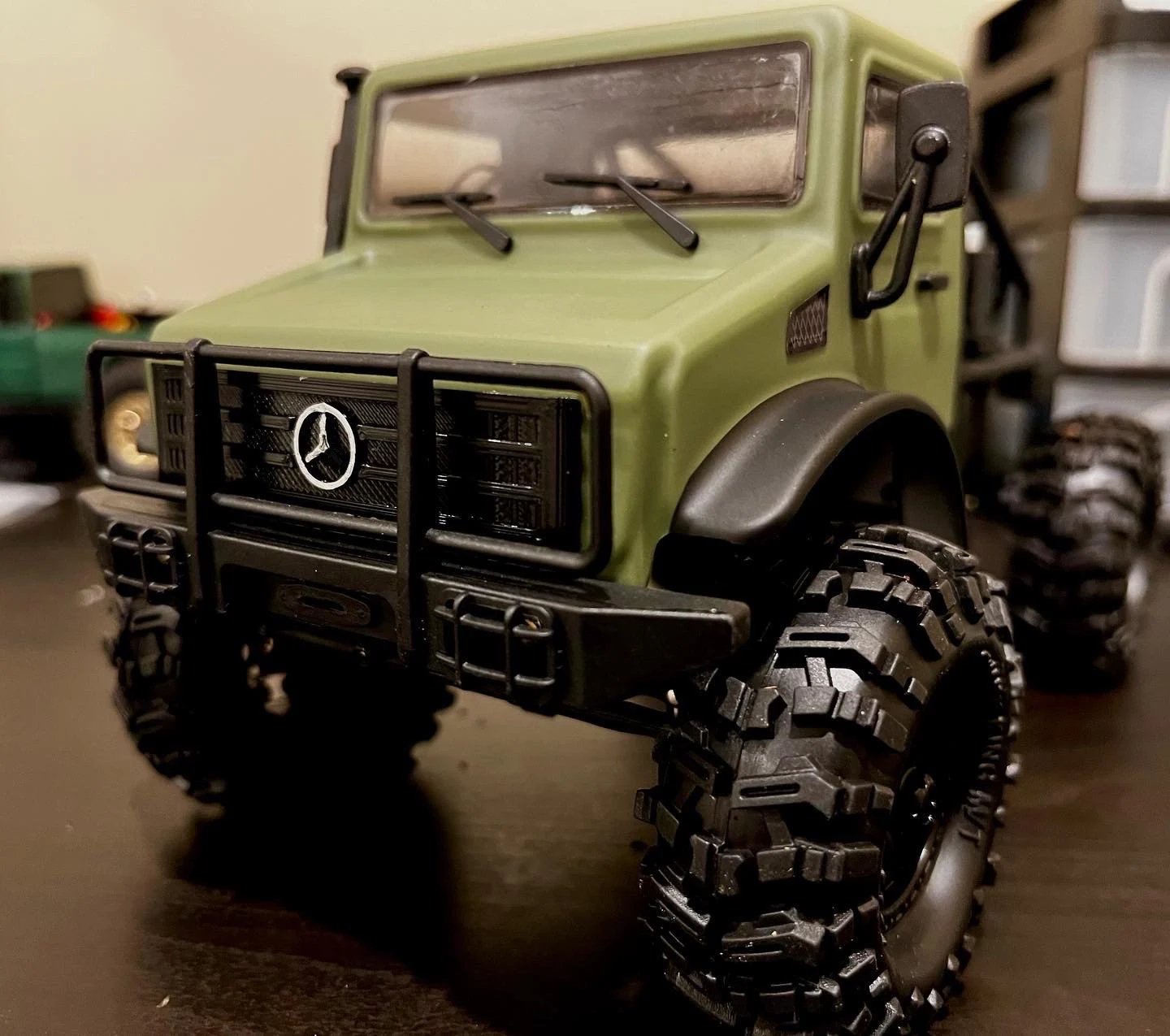 HobbyPlus Trail Hunter Unimog Grill product image (1)