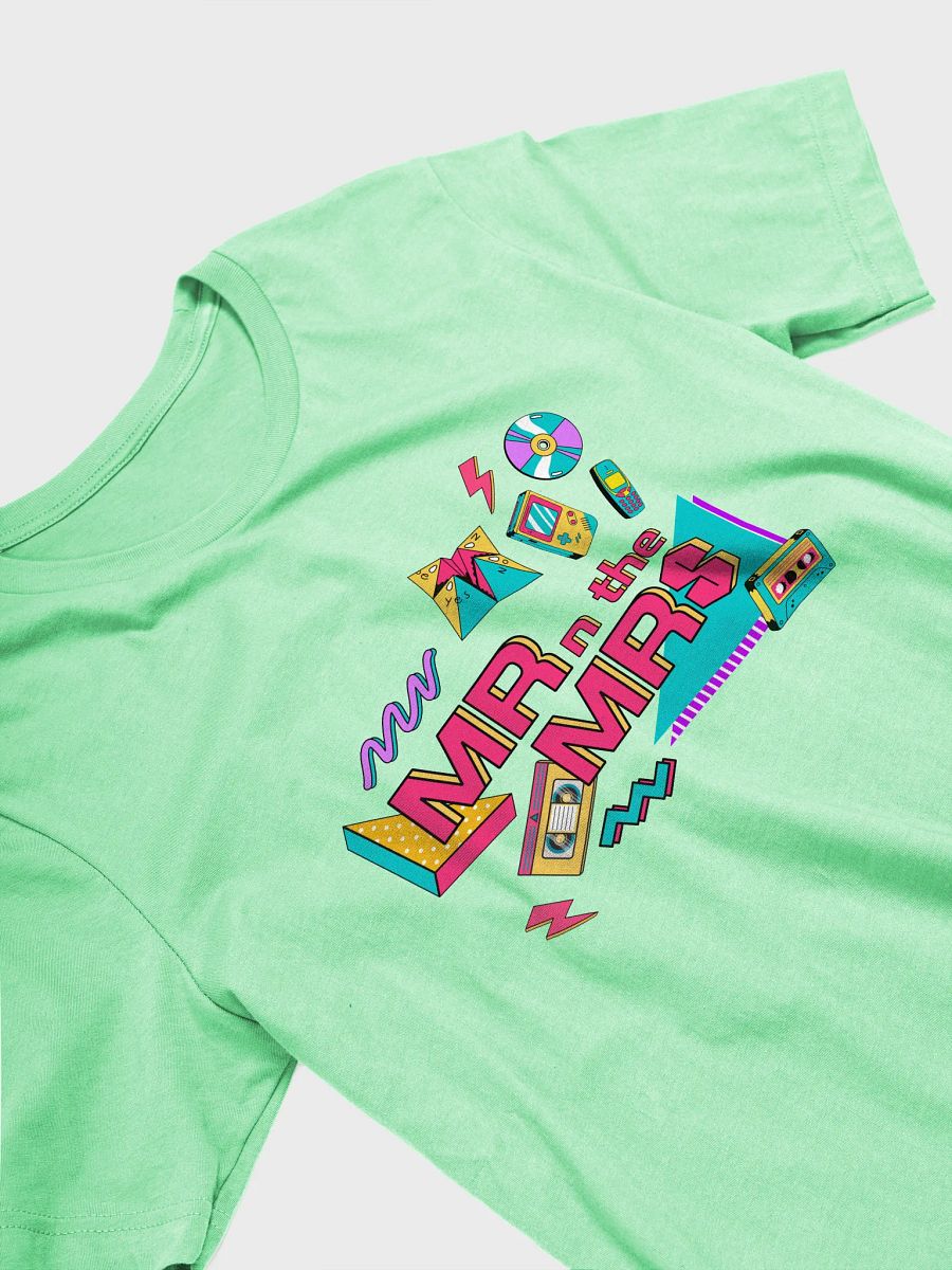 Nostalgic Throw Back - T-shirt product image (16)