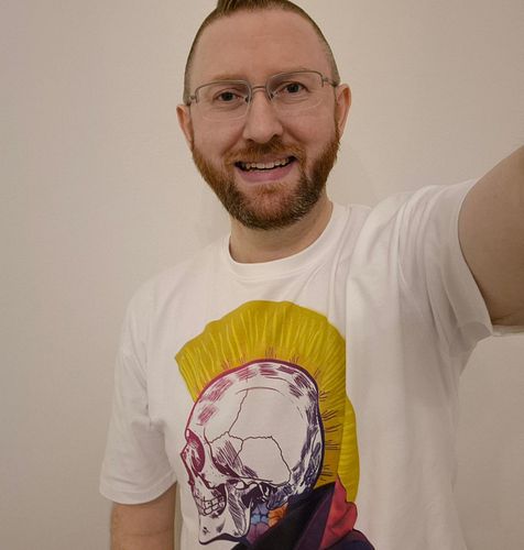 I'm obsessed with this shirt design
