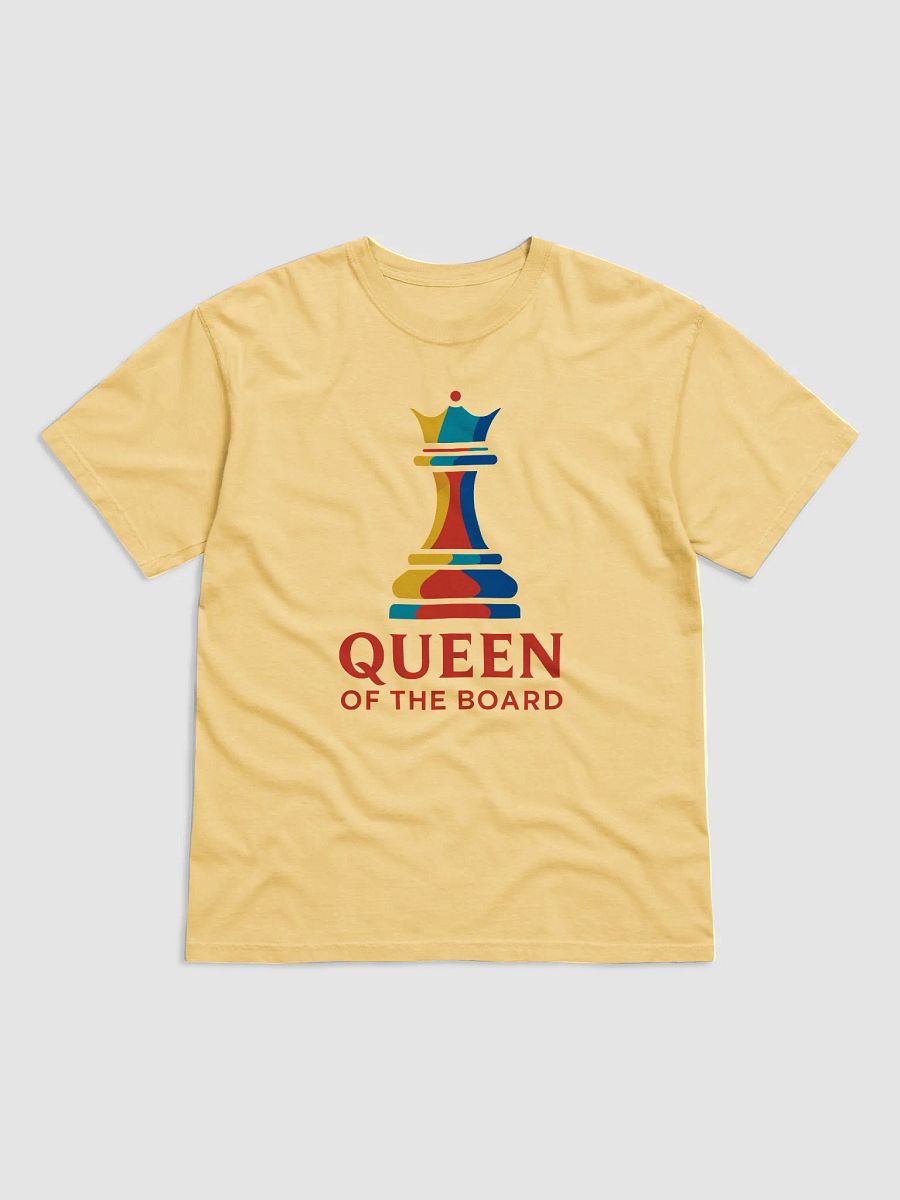 Queen of the Board - Heavyweight T-Shirt product image (49)