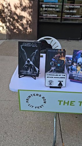 Lit Fest Printers Row #Chicago here today and tomorrow 10am to 6pm #scifi #bookstagram