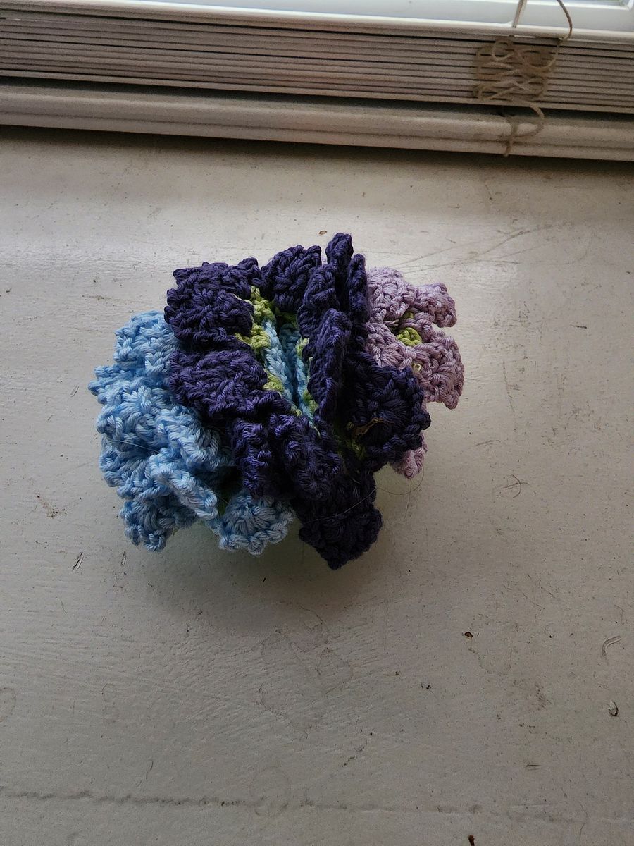 Bamboo yarn folding coasters product image (1)