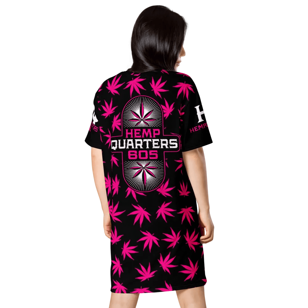 HempQuarters Pink Marijuana Night Shirt product image (2)