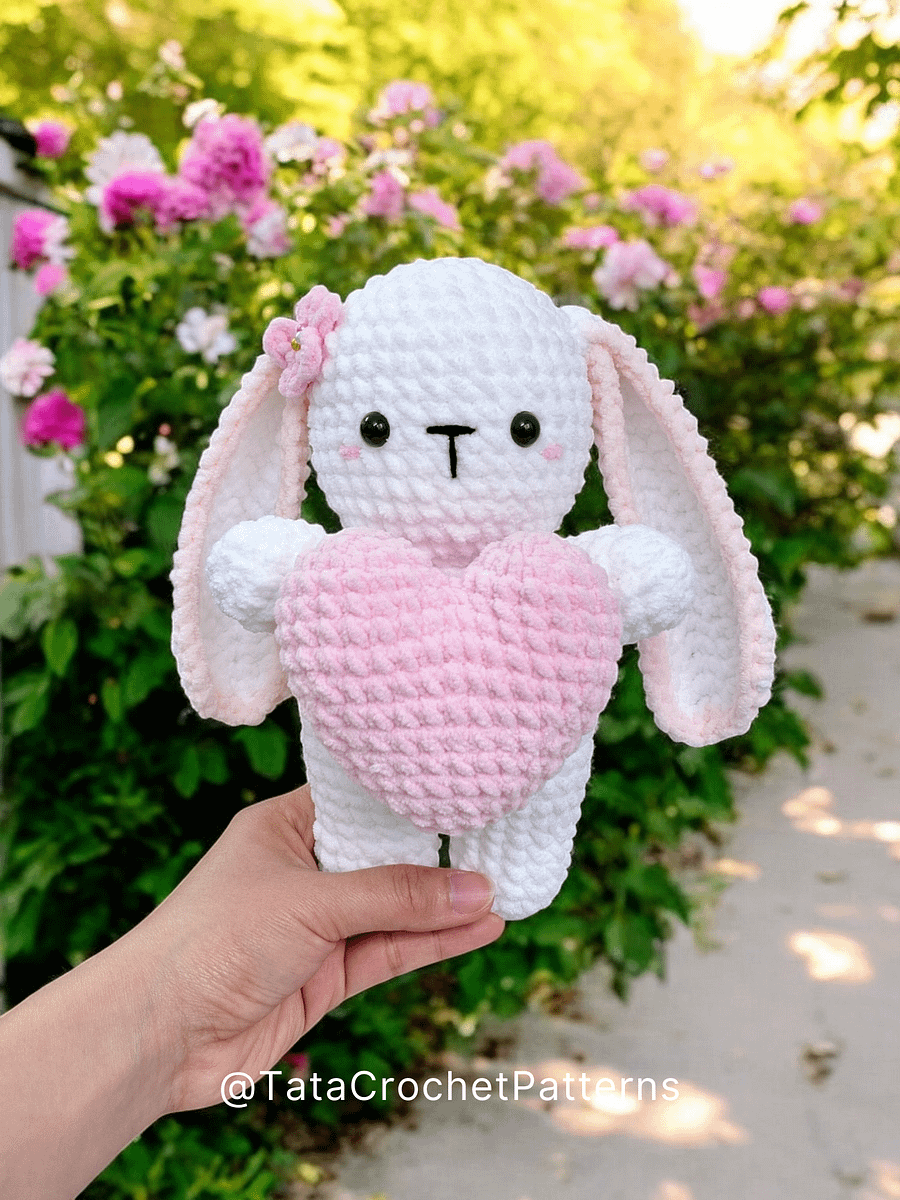 Crochet Pattern - Amigurumi Bunny Holding The Heart product image (5)