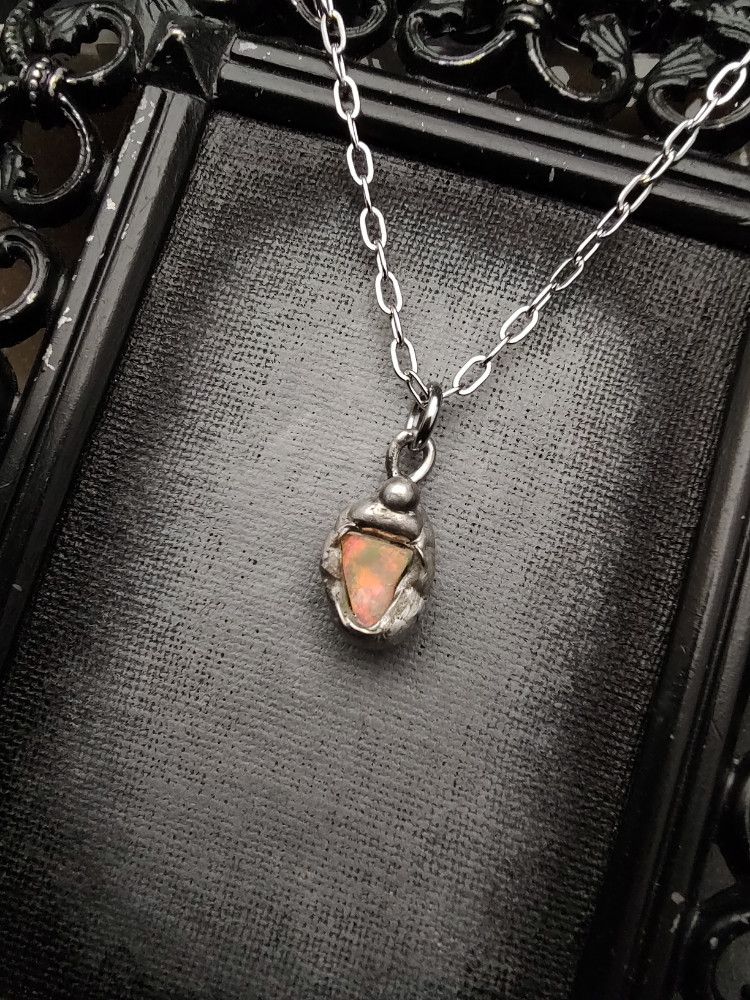 Sorcery Talisman - Opal Fire Mini product image (2)