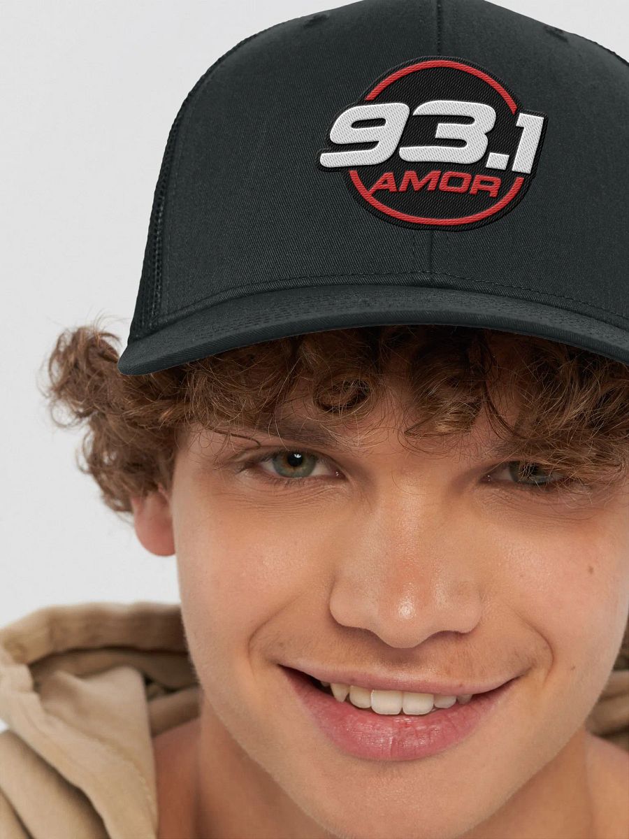 93.1 Amor Embroidered Snapback product image (31)