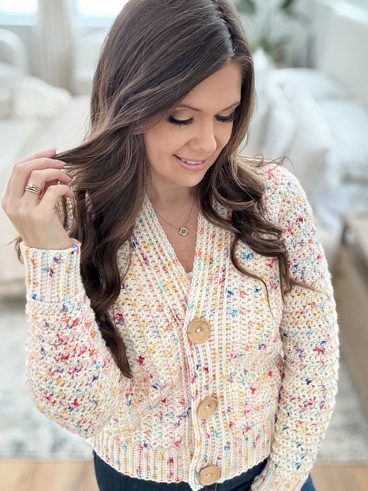 Snowy Season Cardigan Crochet Pattern product image (2)