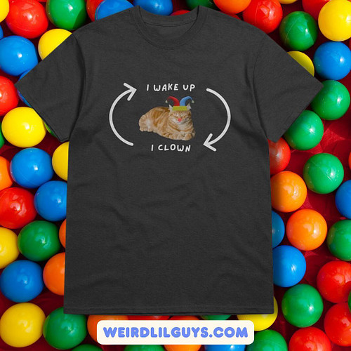what if humans got the zoomies?
👉 new tees printed on 100% cotton 
🐱only at weirdlilguys.com