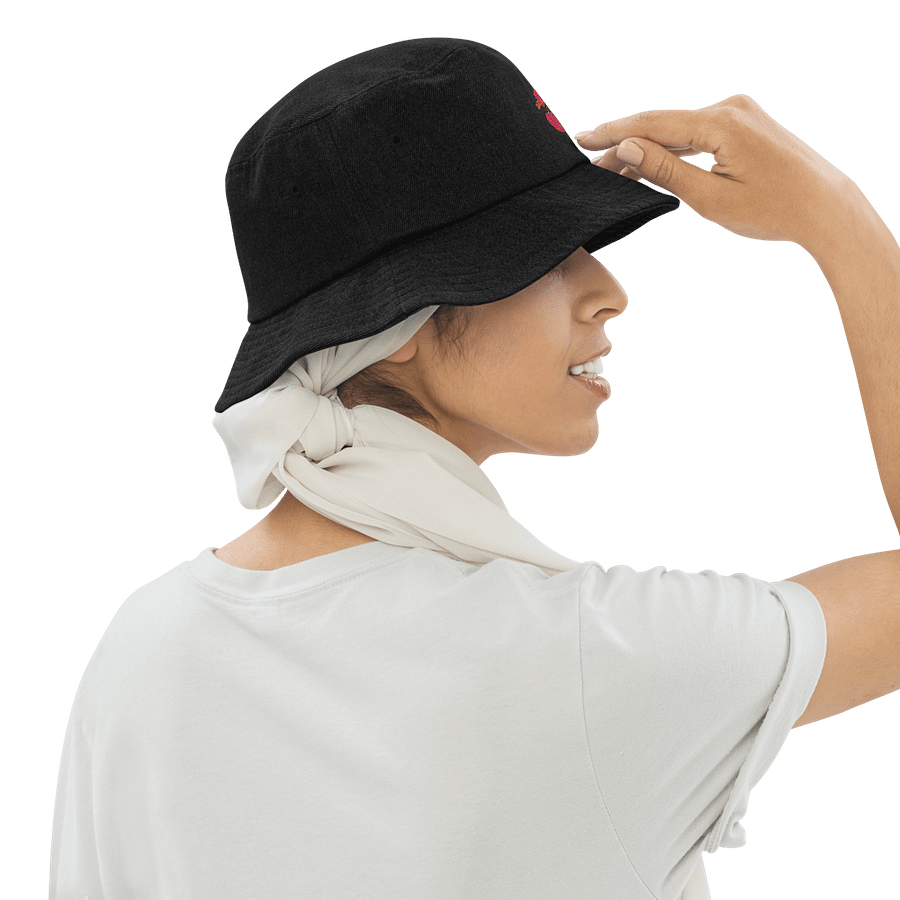 And I am a 10 out of 10 Bucket Hat product image (10)
