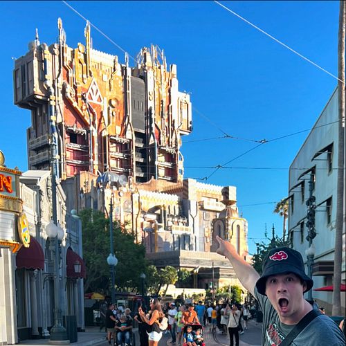 Hey chat! Look at this tower, also here’s a Lego brick made of space dust 

#content #influencer #ihopeyouareinfluenced #rela...