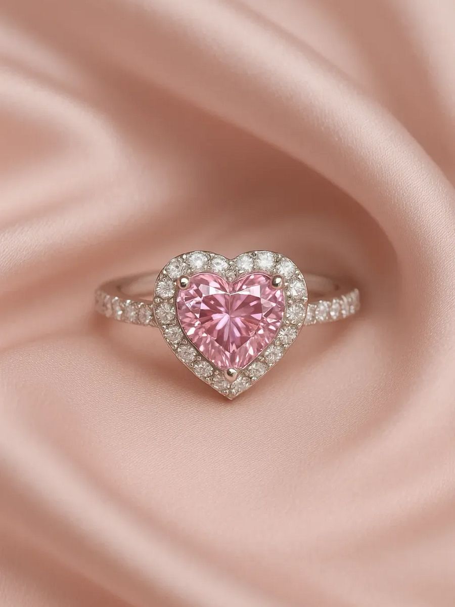 The Amorette Ring product image (3)
