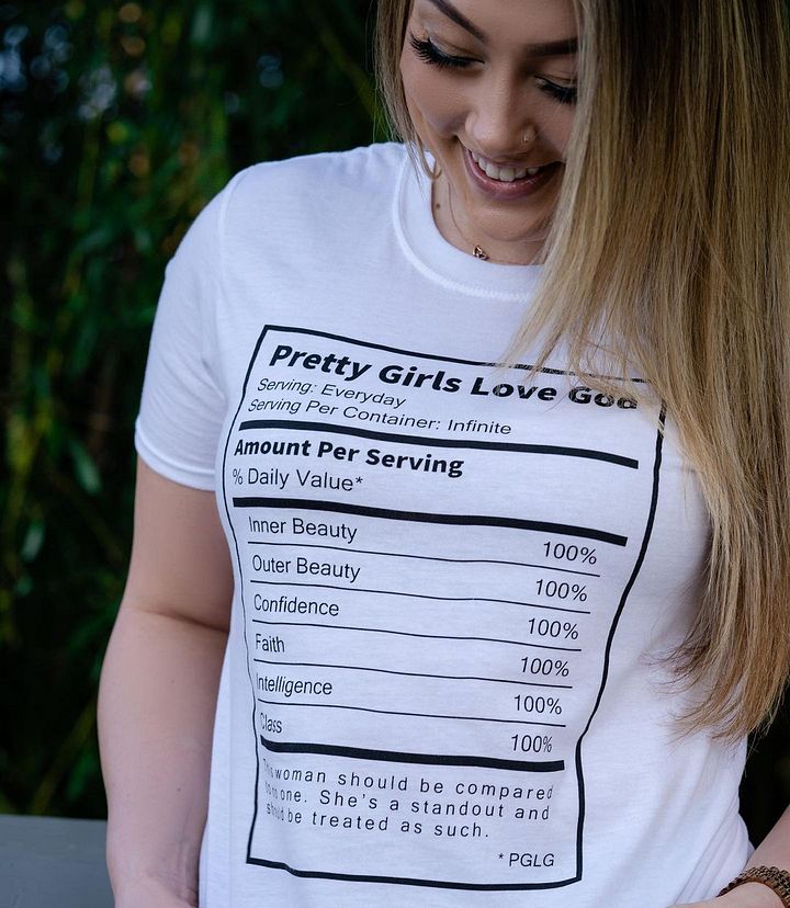 Pretty girls love God T-Shirt product image (1)