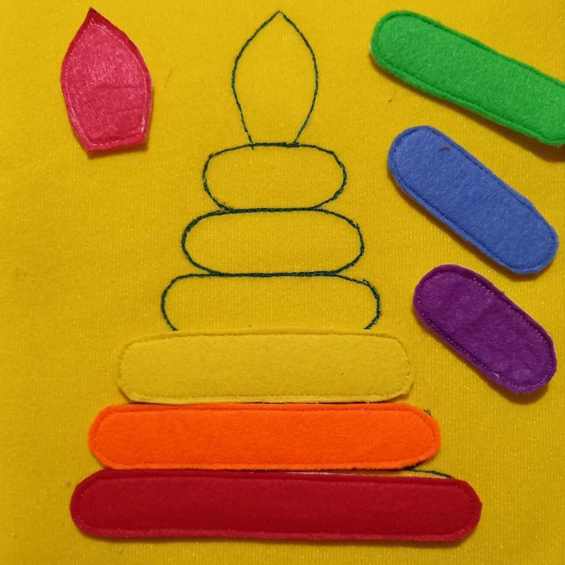 Personalized Montessori kids' felt busy book product image (4)
