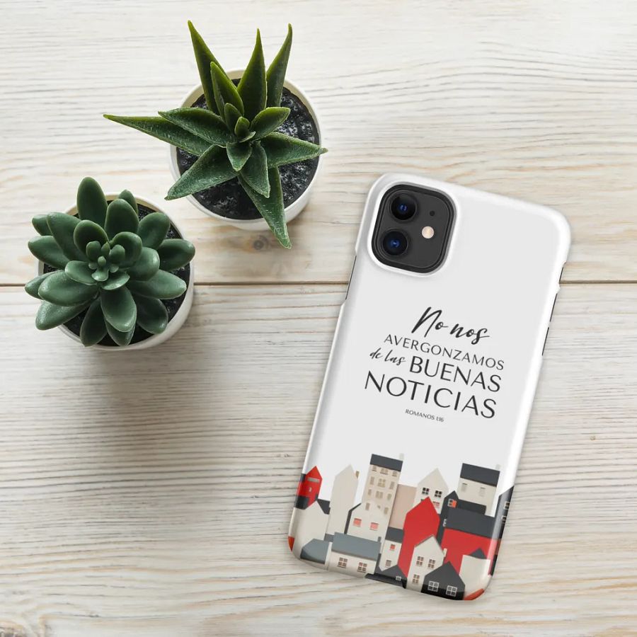 'No Nos Avergonzamos de las Buenas Noticias' iPhone® Snap Case product image (9)