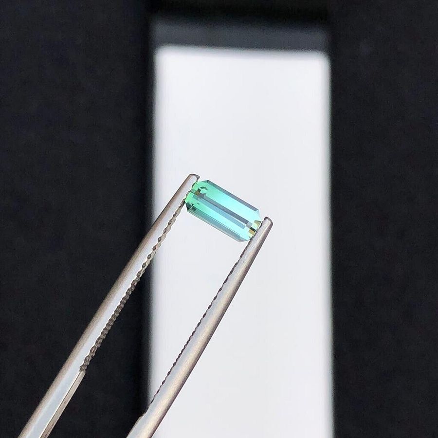 BI-COLOR SMALL STONE FOR WIRE WRAPPING TOURMALINE STONE FOR RING VVSI , 0.45 CRT product image (3)