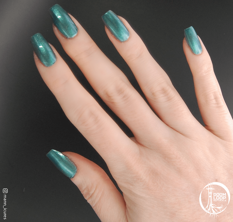 NO MOTHER IT'S JUST THE NORTHERN LIGHTS - Teal and Blue Green Magnetic Nail Polish product image (4)