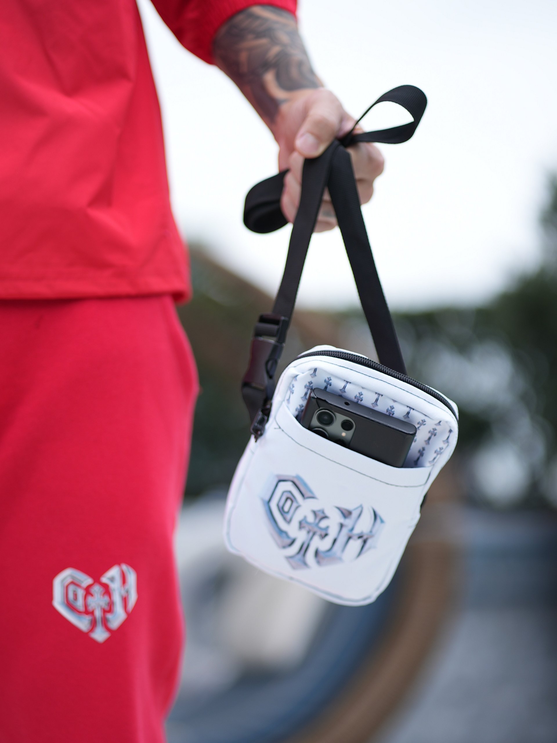 MEMBERS ONLY Cross Body product image (1)