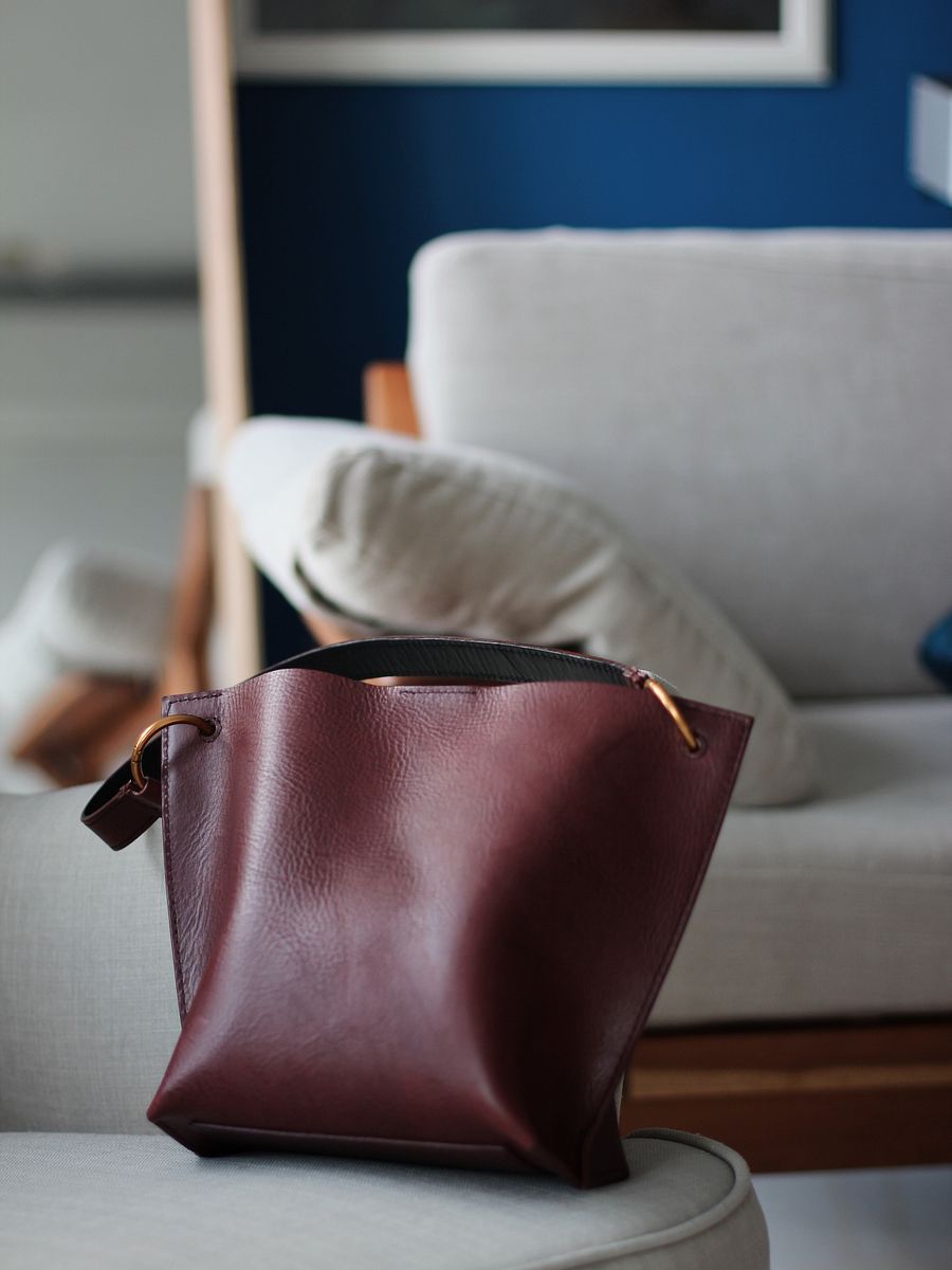 Vegetable Tanned Leather Shoulder Bag product image (2)