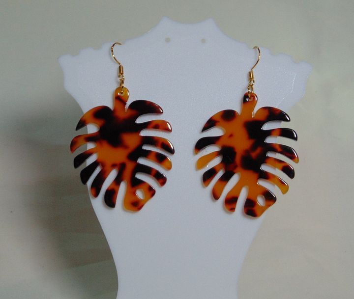 Monstera Leaves Earrings product image (1)