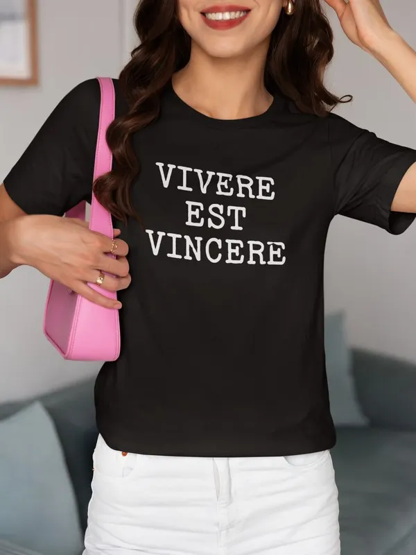 Vivere Est Vincere Tshirt product image (1)
