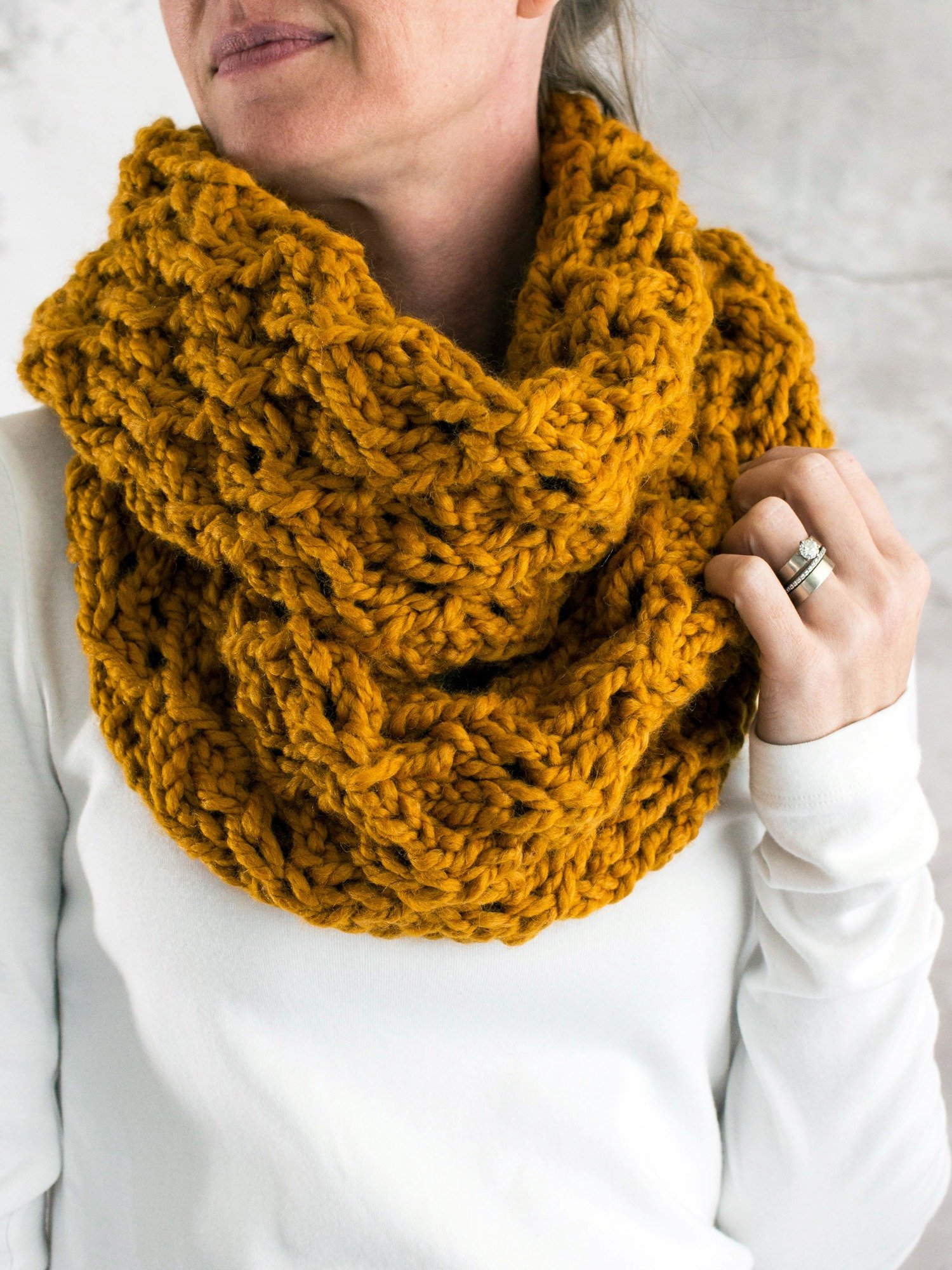 Chunky Lace Infinity Scarf Knitting Pattern - Charm product image (1)