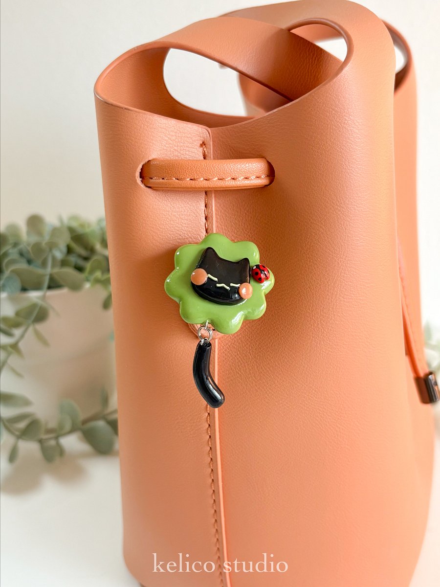 lucky clover cat • clay pin product image (5)