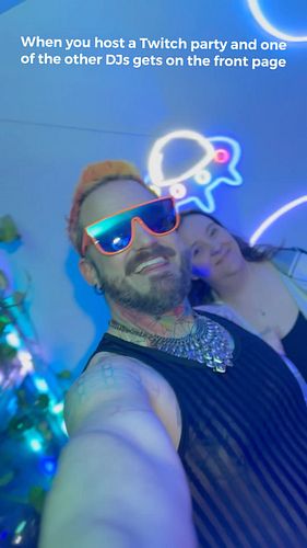 Hahaha jk. It was amazing! Thanks for the fun party @kmftzg @xflowerangelx @missjulienicole @tombzofficial @brionnedavisdavel...