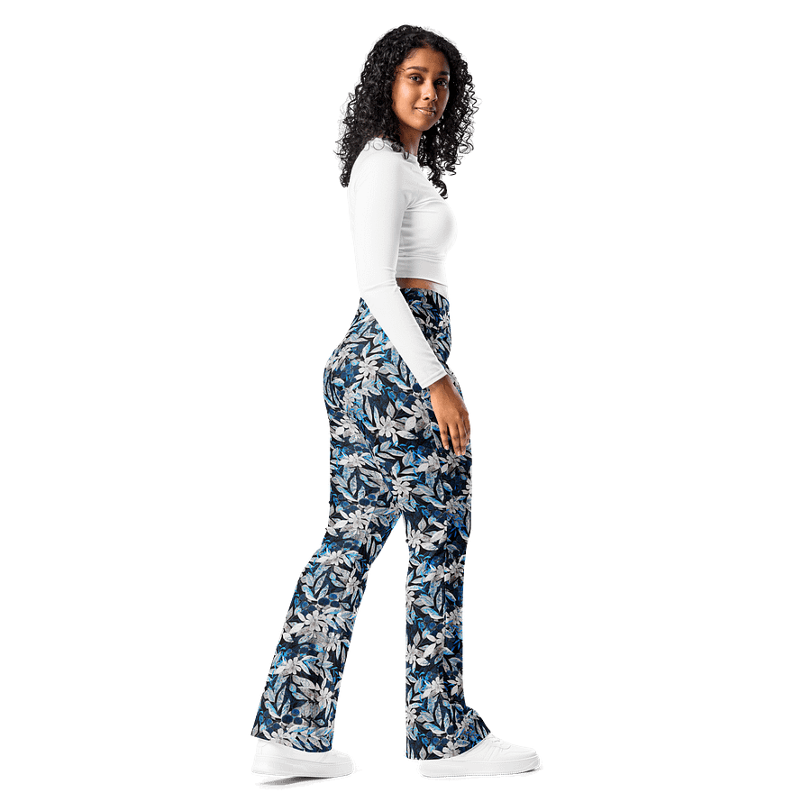 Blue White Garden Flare Leggings product image (7)