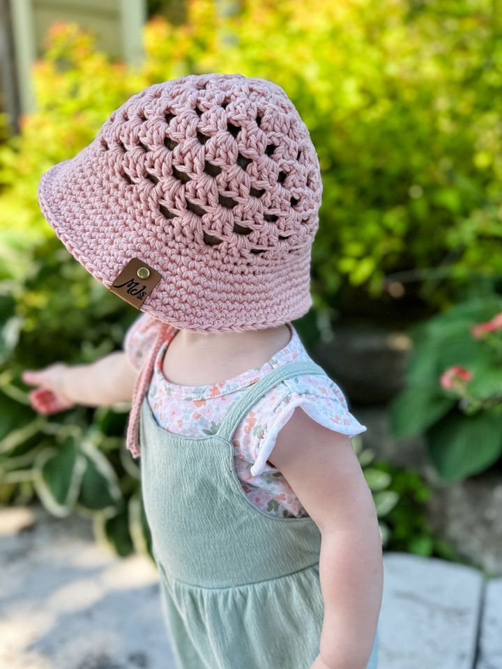 Wallflower Granny Stitch Hat Crochet Pattern product image (1)