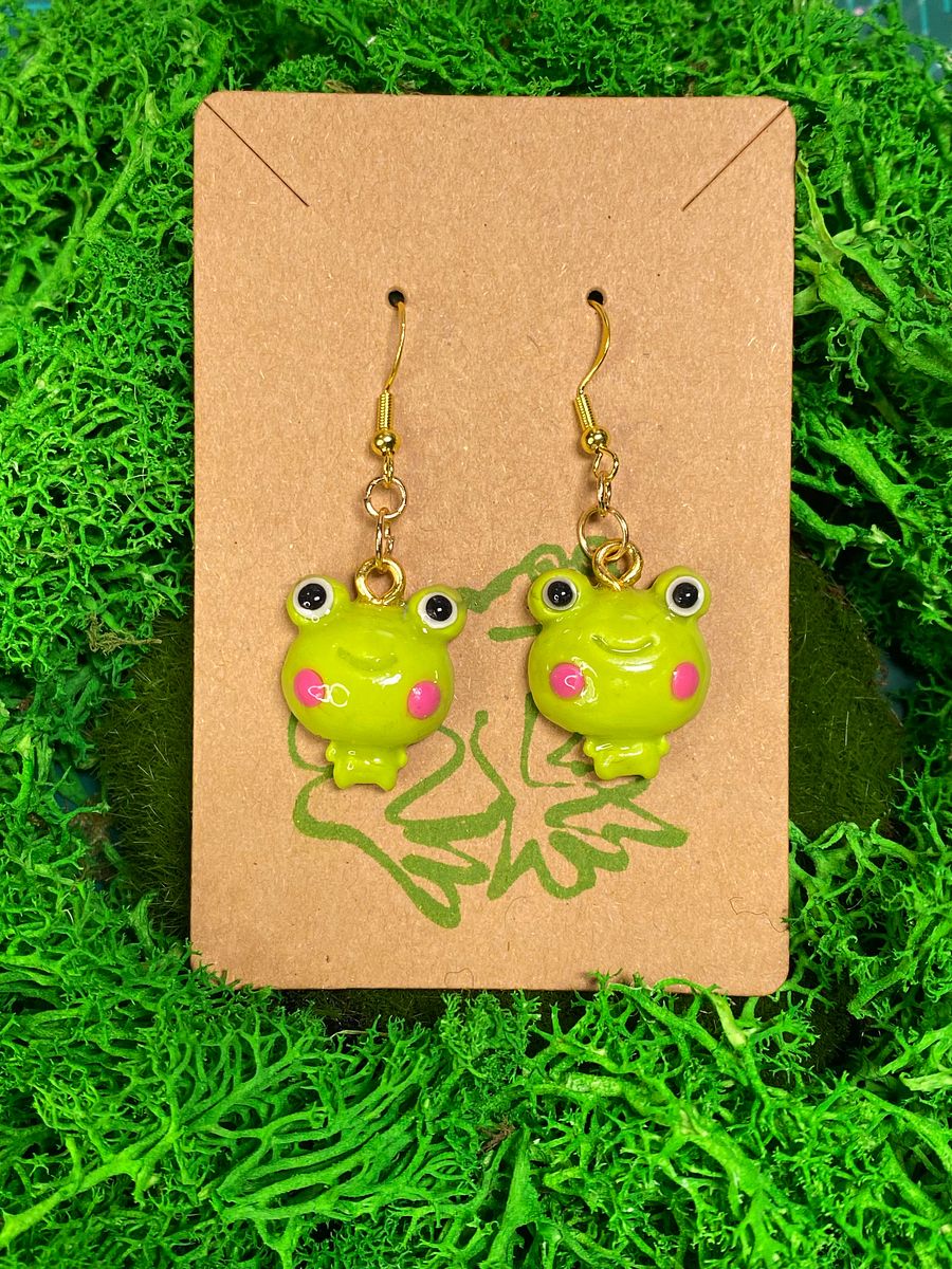 Smol Blushing Frogs product image (2)
