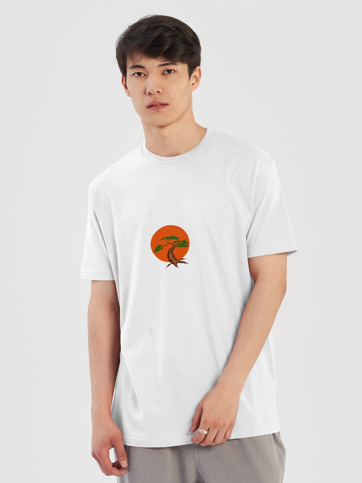 Lively Tree Sunset Print T-Shirt product image (5)