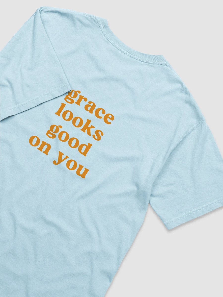 the grace lounge signature t-shirt product image (8)