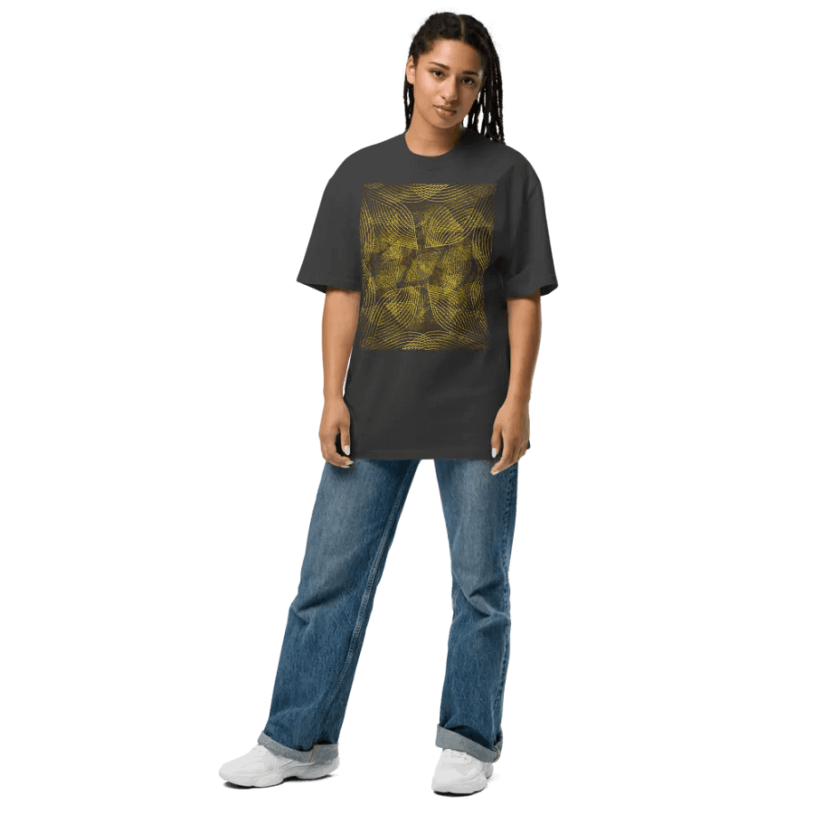 T-Shirt with golden lines and leaf design product image (7)