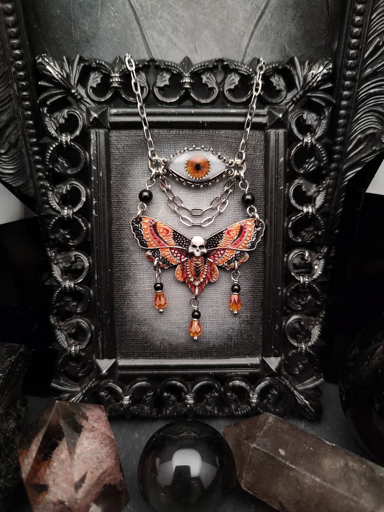Familiars - Soulfire Moth product image (1)