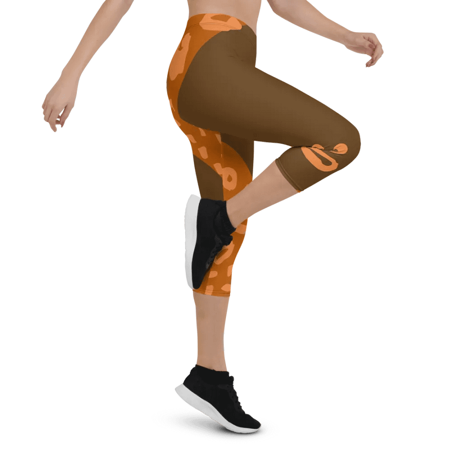 Orange Wilderness Camo Capri Leggings product image (5)