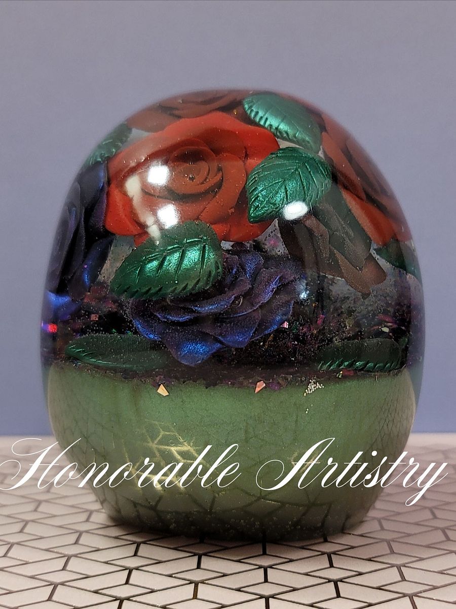 Roses and Green Resin Skull product image (6)